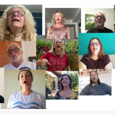 Imagens de vários coralistas cantando